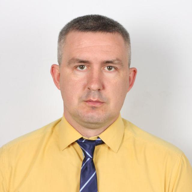 Кузнецов Алексей Геннадьевич.