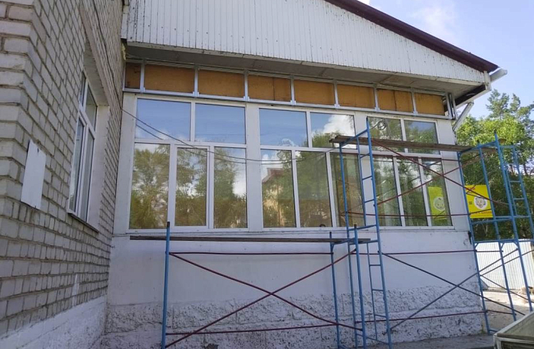Капитальный ремонт детской музыкальной школы Лучегорска завершится в сентябре, сообщает www.primorsky.ru. Капитальный ремонт детской музыкальной школы Лучегорска завершится в сентябре, сообщает www.primorsky.ru.